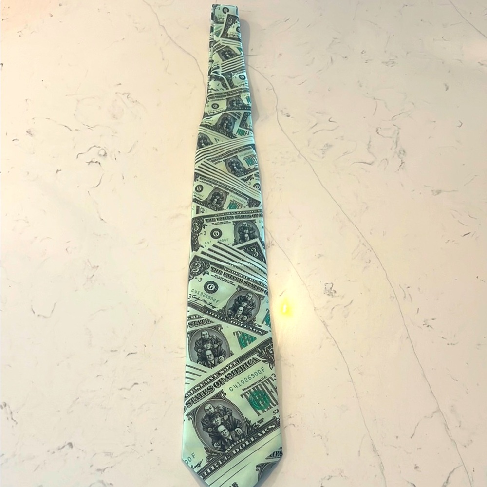 Vintage Wally wear tie